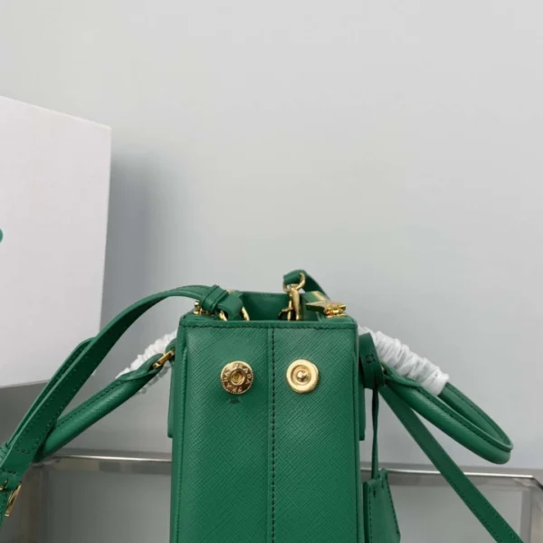 Replica Prada 1BA906 Prada Galleria Saffiano leather mini-bag Green 8