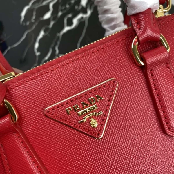 Replica Prada 1BA906 Prada Galleria Saffiano leather mini-bag Red 5