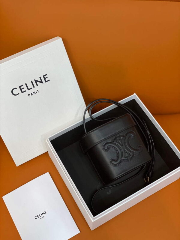 Replica Celine 199263 SMALL BOX cuir triomphe in Smooth Calfskin Black