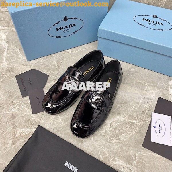 Replica Prada Patent Leather Loafers 1D262M Black 2