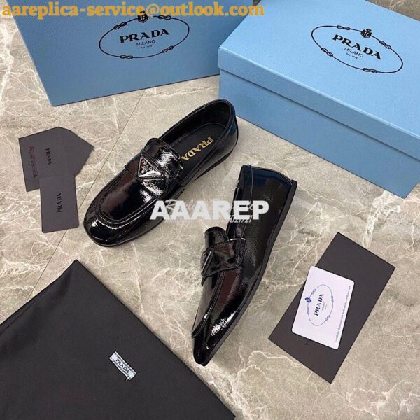 Replica Prada Patent Leather Loafers 1D262M Black 5