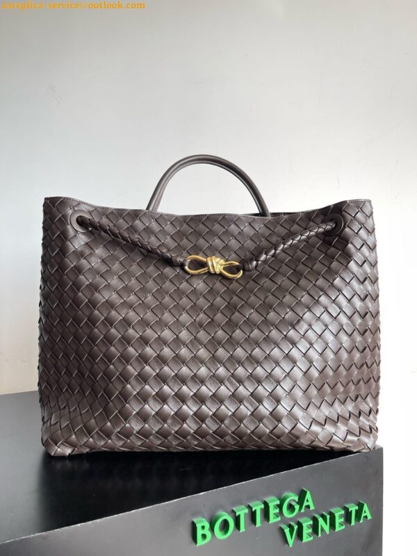 Replica Bottega Veneta Large Andiamo bag In Fondant Intrecciato Lambskin 6