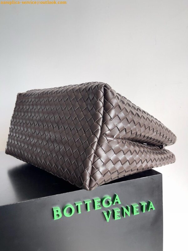 Replica Bottega Veneta Large Andiamo bag In Fondant Intrecciato Lambskin 7