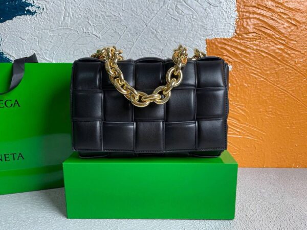 Replica Bottega Veneta BV 20206 Chain Cassette 631421 Black Gold