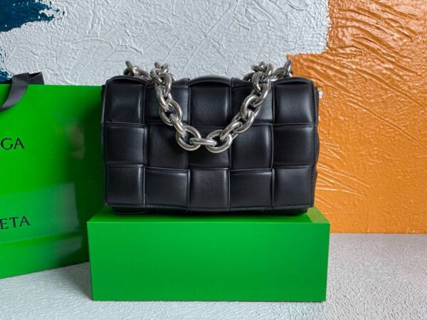 Replica Bottega Veneta BV 20206 Chain Cassette 631421 Black Silver