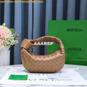 Replica Bottega Veneta BV 651876 mini Jodie Borwn