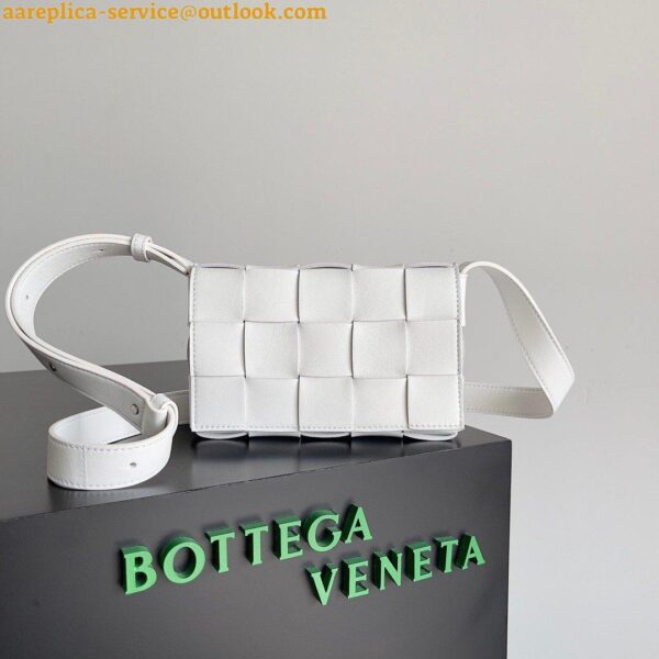 Replica Bottega Veneta Small Cassette Bag In White Intrecciato Lambskin 3