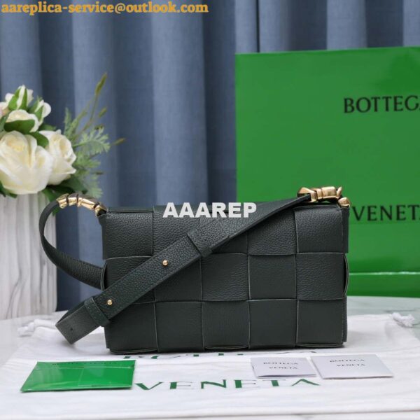 Replica Bottega Veneta BV 666870 Cassette Intreccio grained leather cross-body bag Dark Green 4