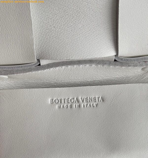 Replica Bottega Veneta Candy Cassette Bag In White Lambskin 11