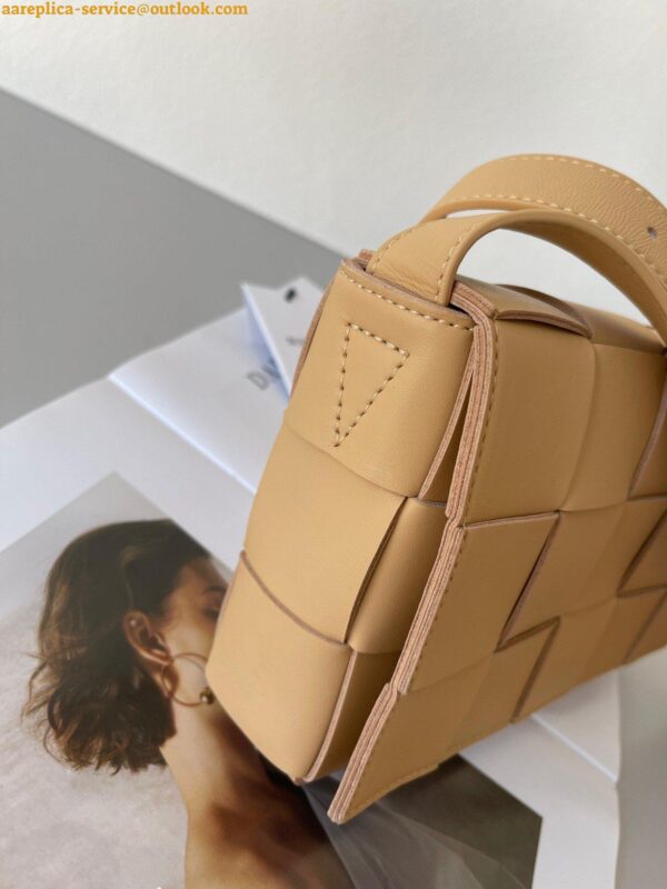 Replica Bottega Veneta Cassette Bag In Almond Intreccio Lambskin 7