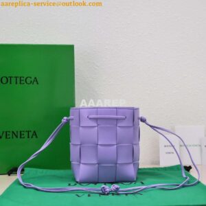 Replica Bottega Veneta BV 680218 Small Cassette Cross-Body Bucket Purple