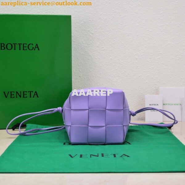 Replica Bottega Veneta BV 680218 Small Cassette Cross-Body Bucket Purple 6