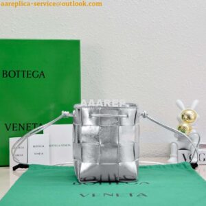 Replica Bottega Veneta BV 680218 Small Cassette Cross-Body Bucket Silver 2