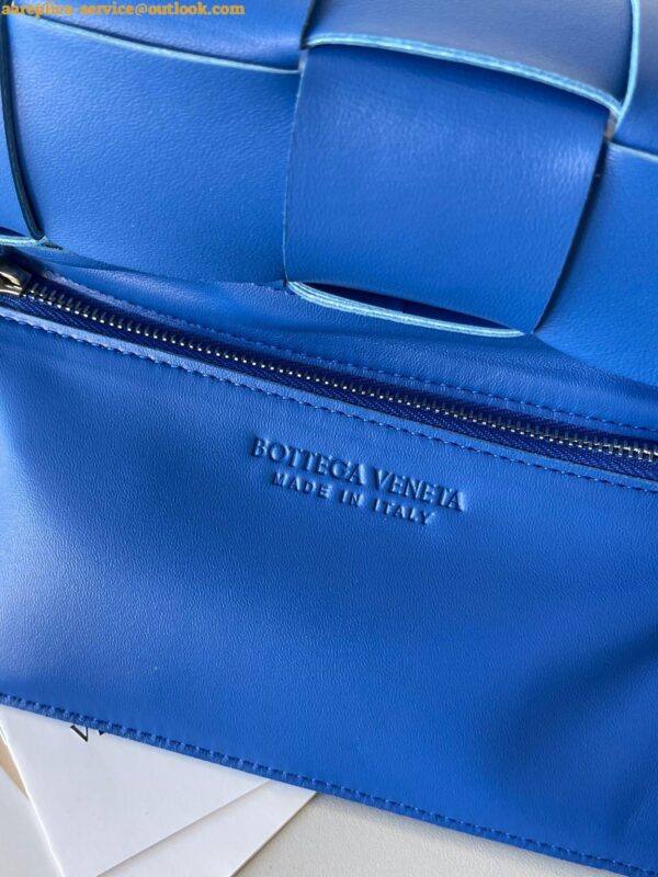 Replica Bottega Veneta Cassette Bag In Blue Intreccio Lambskin 12