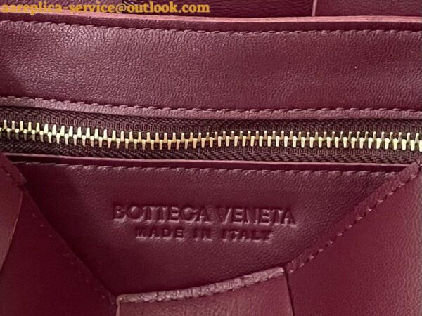 Replica Bottega Veneta Cassette Bag In Bordeaux Intreccio Lambskin 7