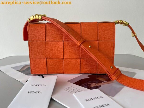 Replica Bottega Veneta Cassette Bag In Maple Grained Intreccio Calfskin 4