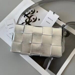 Replica Bottega Veneta Cassette Bag In Silver Intreccio Lambskin