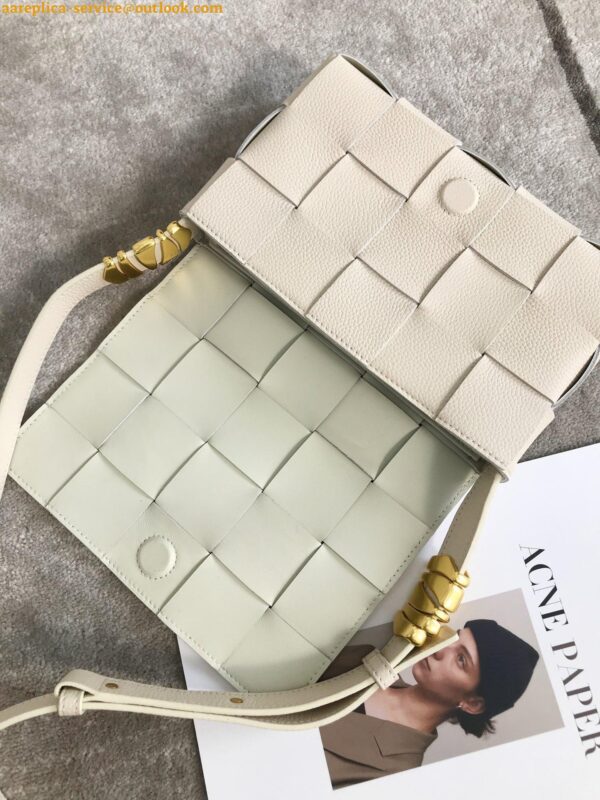 Replica Bottega Veneta Cassette Bag In White Grained Intreccio Calfskin 7