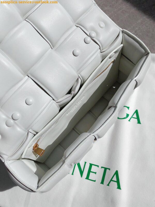 Replica Bottega Veneta Chain Cassette Bag In White Intrecciato Lambskin 6