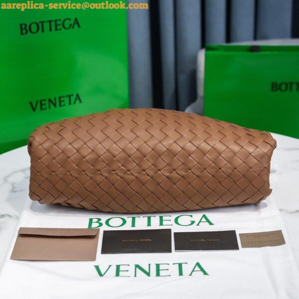 Replica Bottega Veneta Large Pouch Clutch Bag In Caramel Intrecciato Lambskin 7