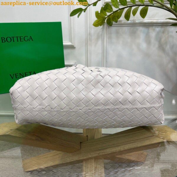 Replica Bottega Veneta Large Pouch Clutch Bag In White Intrecciato Lambskin 9