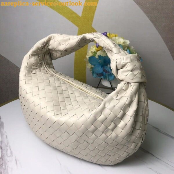 Replica Bottega Veneta BV Jodie Small Bag In White Intrecciato Lambskin 5