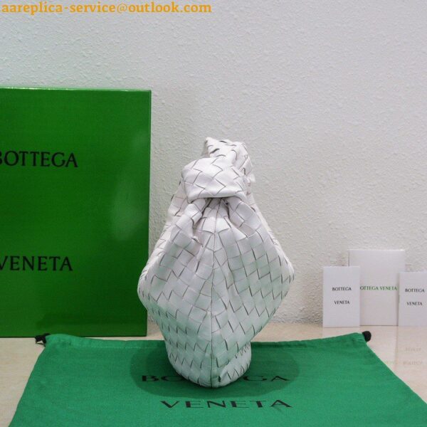 Replica Bottega Veneta BV Jodie Teen Bag In White Intrecciato Lambskin 9