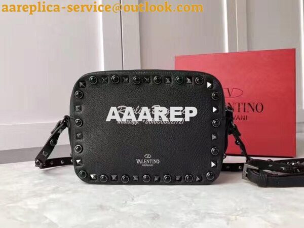 Replica Valentino Garavani Rockstud Rolling Noir Cross Body Bag 3