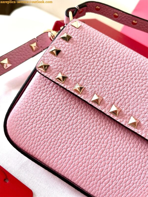 Replica Valentino Rockstud Pouch Bag in Pink Grained Leather 5