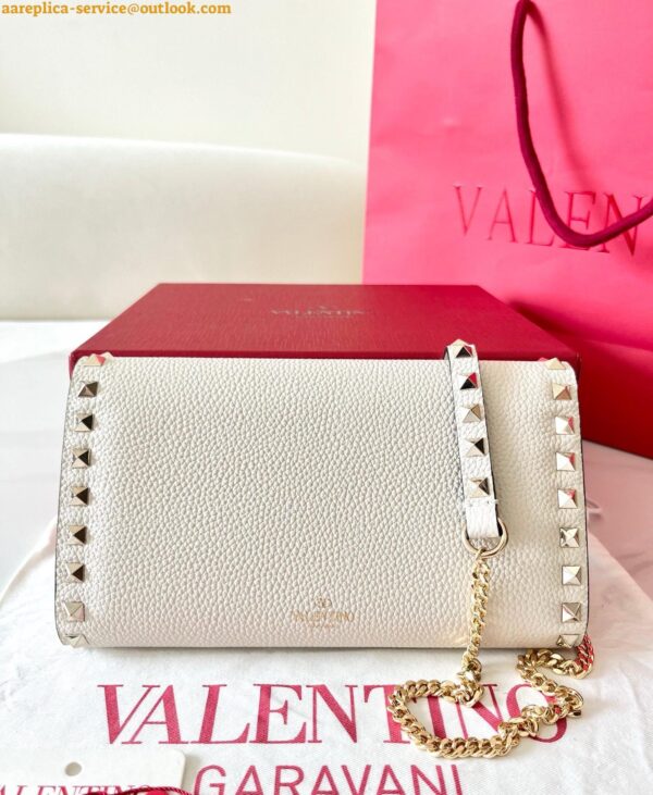 Replica Valentino Rockstud Wallet with Chain in White Grained Leather 11