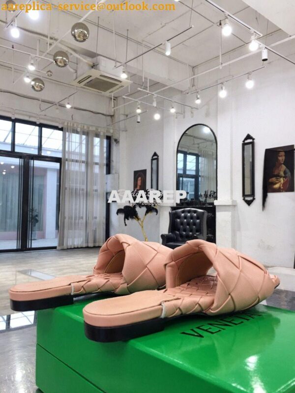 Replica Bottega Veneta BV Lido Flat Sandals 608853 Light Pink 8