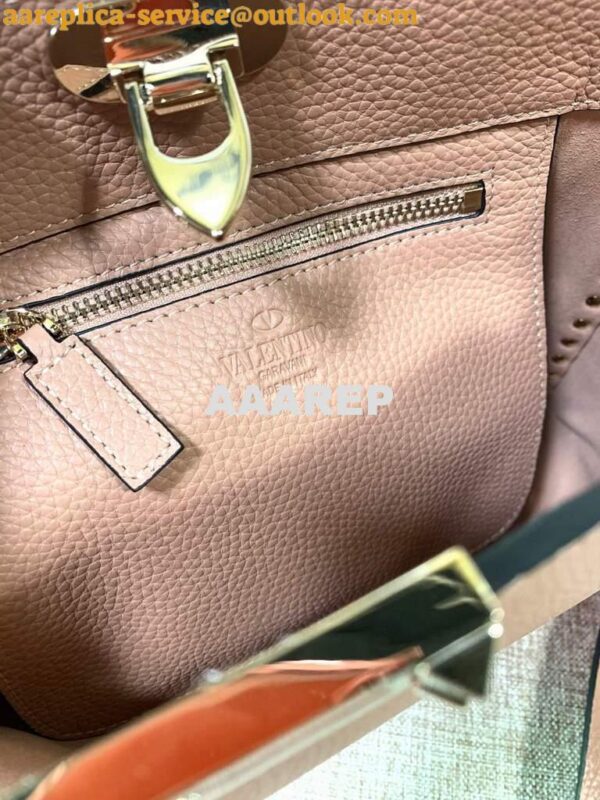 Replica Valentino 2B0C17 Rockstud Grainy Calfskin Hobo Bag 50031S Light Pink 9