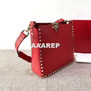 Replica Valentino 2B0C17 Rockstud Grainy Calfskin Hobo Bag 50031S Red 2