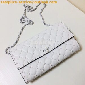 Replica Valentino Garavani Free Rockstud Spike Chain Bag White