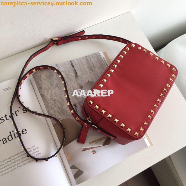 Replica Valentino Garavani Rockstud cross body bag red 9