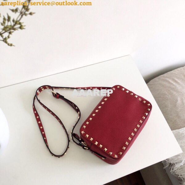 Replica Valentino Garavani Rockstud Crossbody bag in Grainy Calfskin R 3