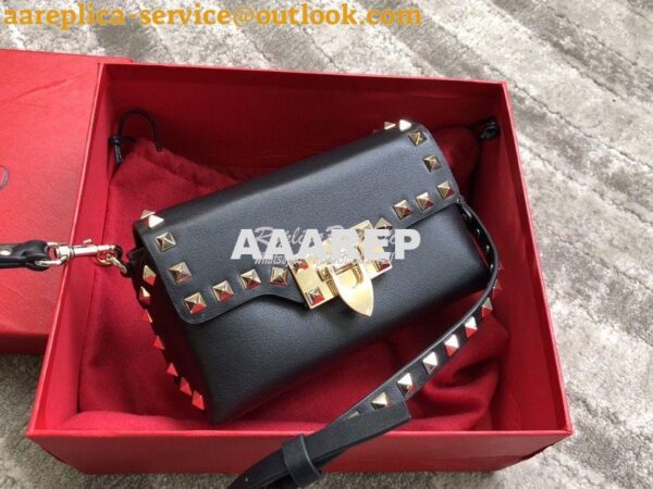 Replica Valentino Garavani Valentino Garavani Rockstud Mini Leather Cr