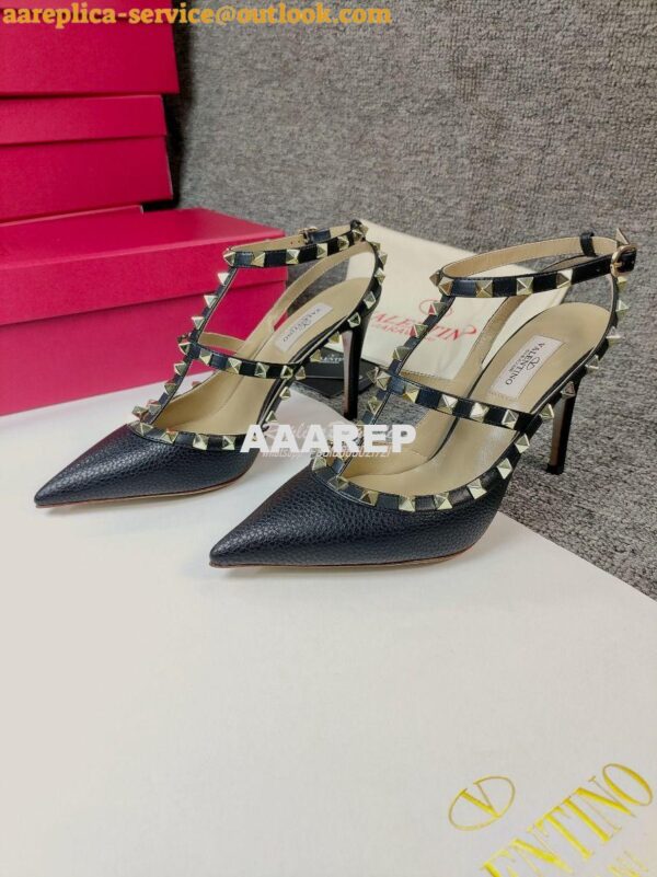 Replica Valentino Garavani Rockstud Caged Ankle Strap pump in Grainy c 4