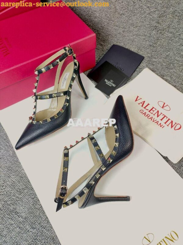 Replica Valentino Garavani Rockstud Caged Ankle Strap pump in Grainy c 4