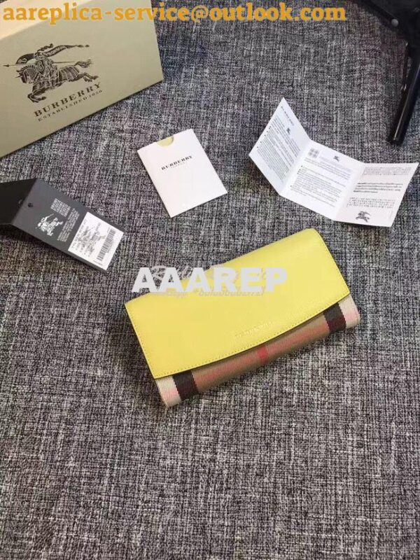 Replica Burberry House Check And Grainy Leather Continental Wallet 30