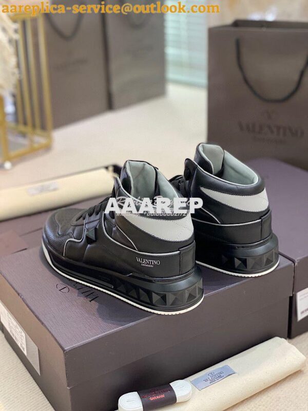 Replica Valentino One Stud Mid-Top Nappa Sneaker WY2S0E63 Men Female B 5