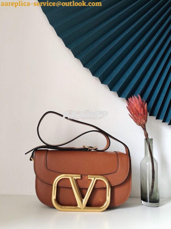 Replica Valentino Supervee Crossbody Calfskin Bag VW2B0G09 Brown