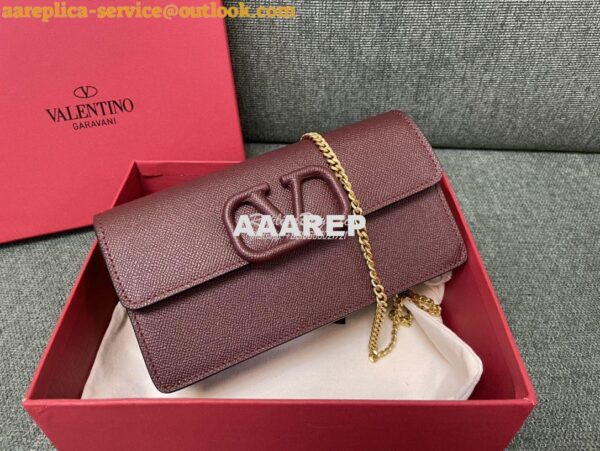 Replica Valentino VLogo Signature Grainy Calfskin Wallet With Chain 5W