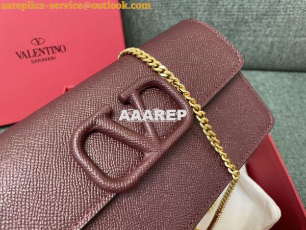 Replica Valentino VLogo Signature Grainy Calfskin Wallet With Chain 5W 4