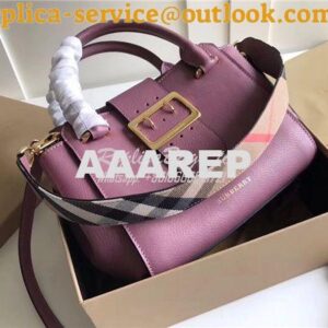 Replica Burberry The Small/Medium Buckle Tote in dusty pink Grainy Le