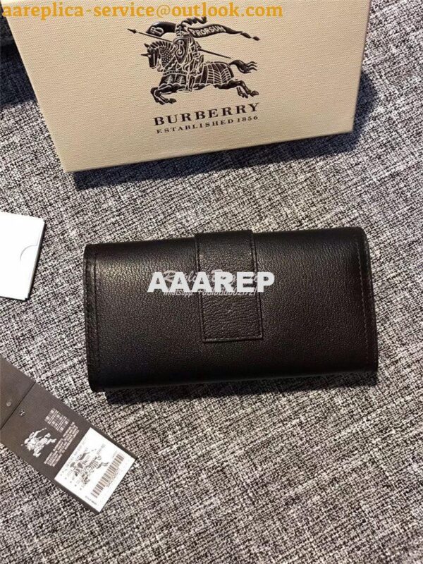 Replica Burberry Textured black Leather Continental Wallet 40259731 3