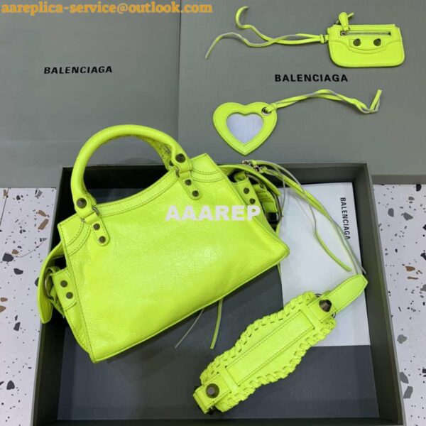 Replica Balenciaga 700940210B Neo Cagole City Handbag in Lemon Yellow Arena Lambskin 4