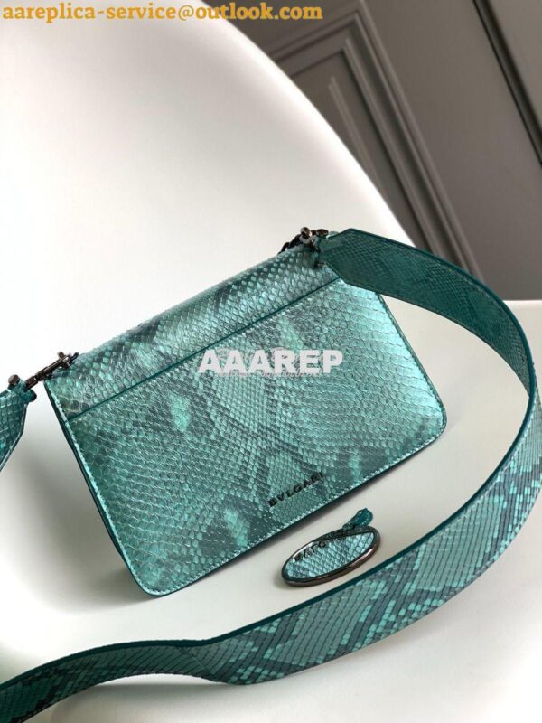 Replica Bvlgari Serpenti Forever Medium Maxi Chain Crossbody Bag 29122 6