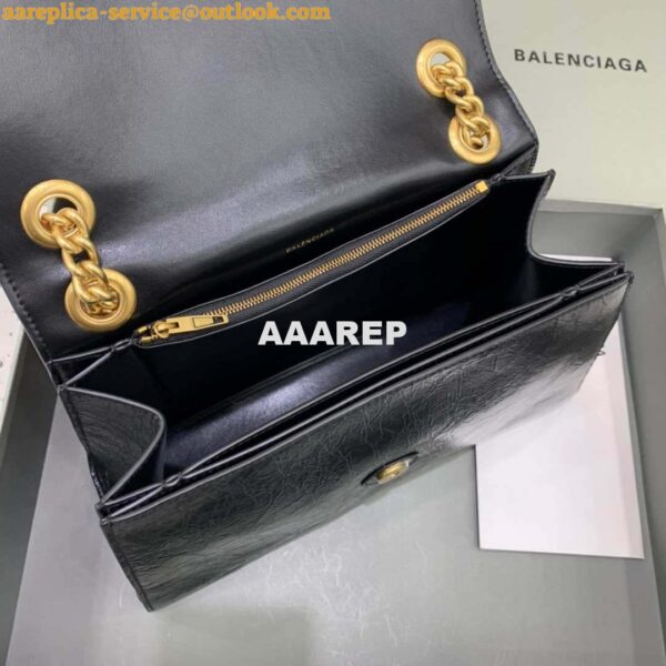 Replica Balenciaga 716393210I Crush Medium Chain Bag in black crushed calfskin aged Gold 7