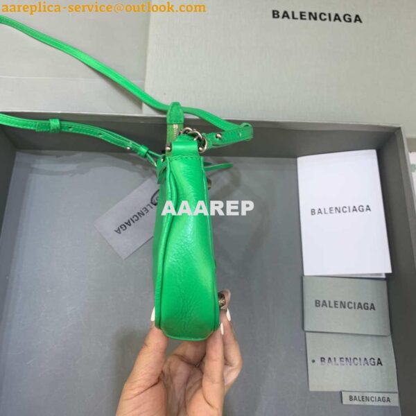 Replica Balenciaga 6940271VG9 Le Cagole Mini Multipouch in Green Arena lambskin 3